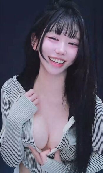 Full leaked Kkok page private onlyfans photo