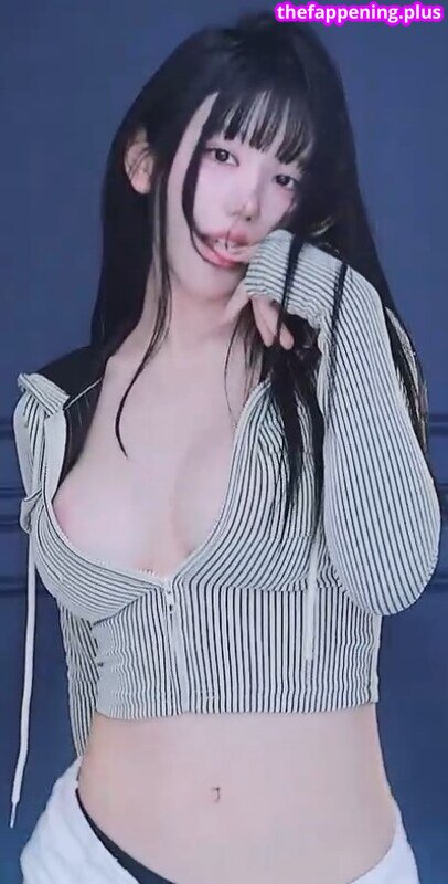 kkok7816 / kook1916 / midi Çıplak OnlyFans Fotoğrafı #305