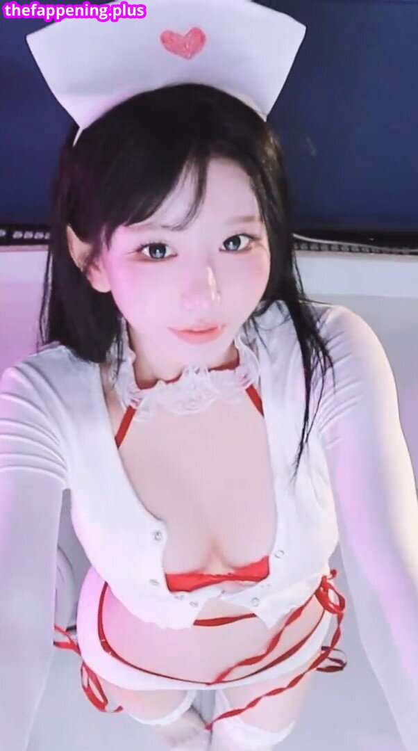 kkok7816 / kook1916 / midi Naken OnlyFans Foto #342