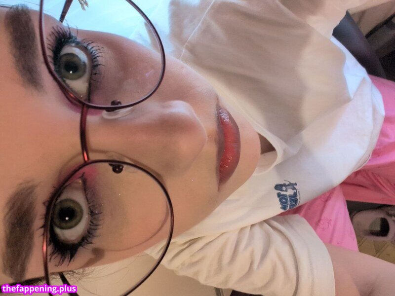 kkottegg / koteg / shizadashi Fotografie OnlyFans Dezbrăcată #40