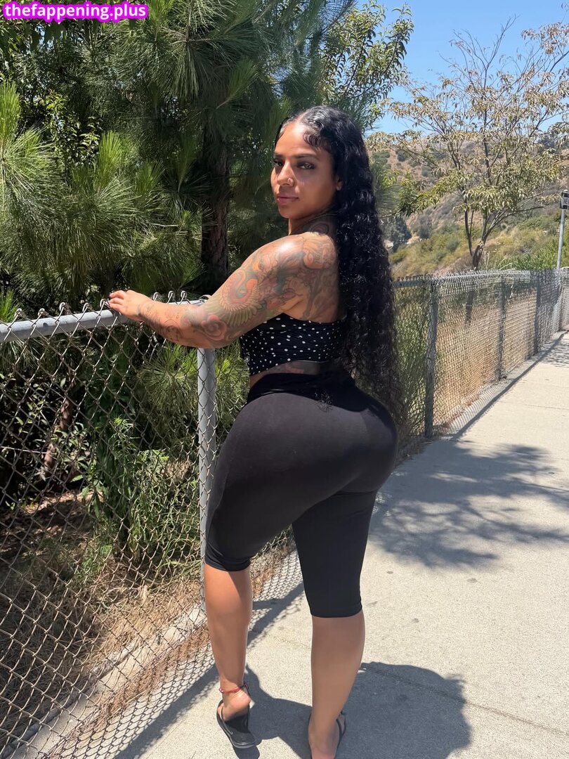 KKVSH / https: Nagie OnlyFans Zdjęcie #4