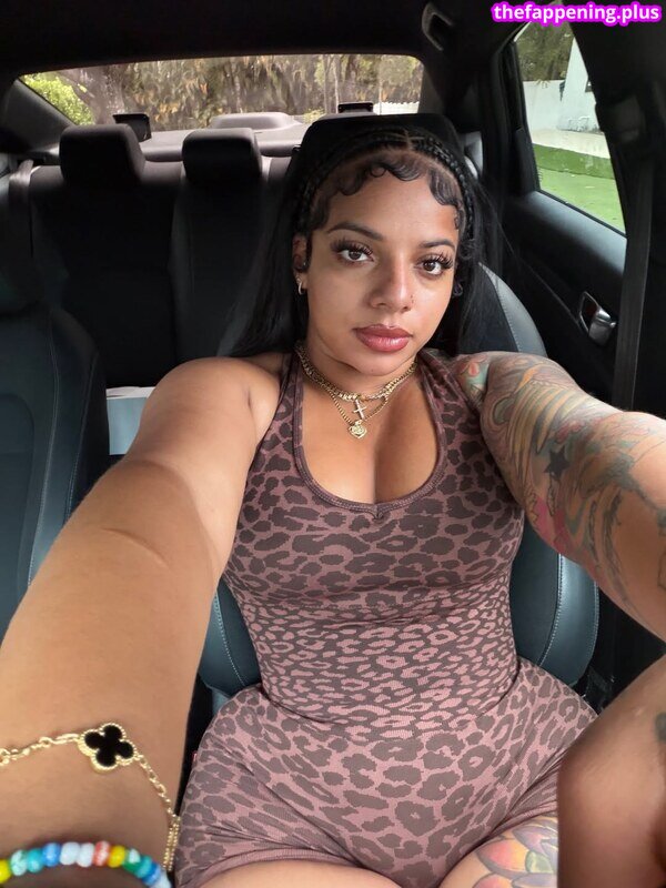KKVSH / https: Foto OnlyFans Nua #19