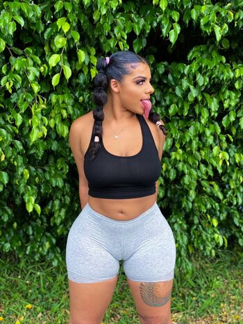 Full leaked Kkvsh private onlyfans photo