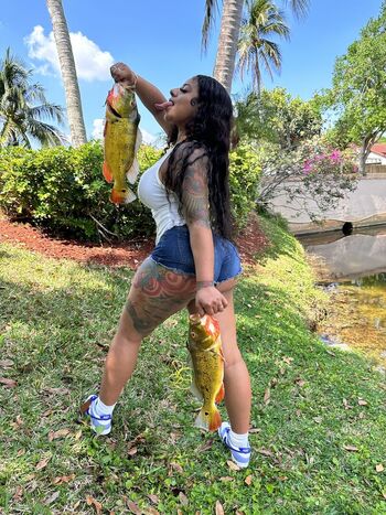 Full leaked Kkvsh private onlyfans photo