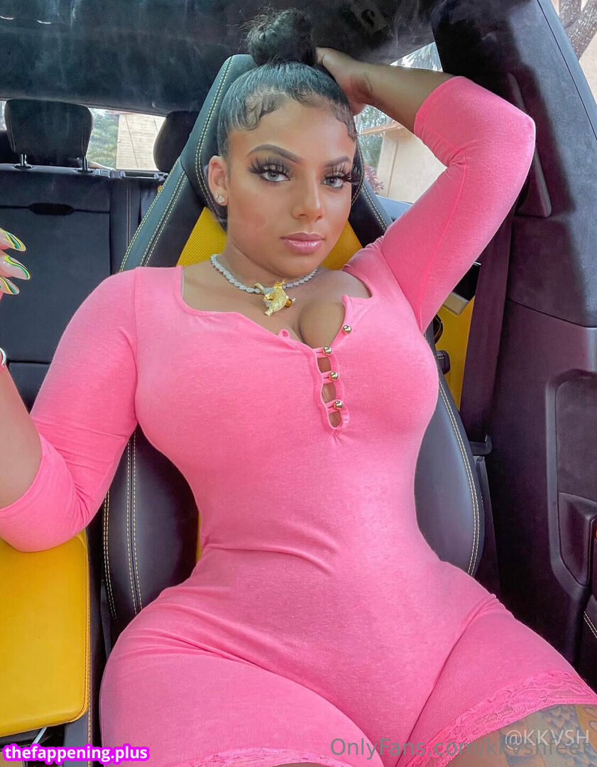 kkvsh / kkvshfeet Foto OnlyFans Desnuda #18