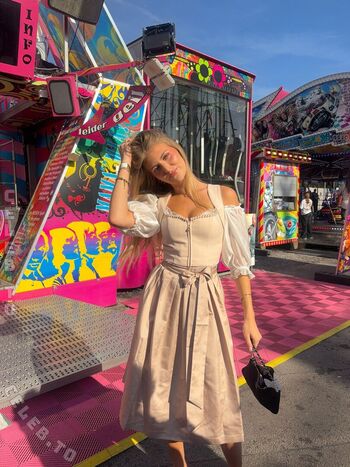Full leaked Klari oe private onlyfans photo
