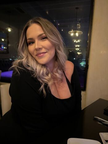 Full leaked Klivinglife page private onlyfans photo