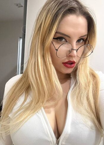 Full leaked Klubnika liza private onlyfans photo