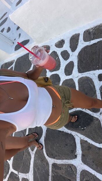 Full leaked Knbbyknees page private onlyfans photo