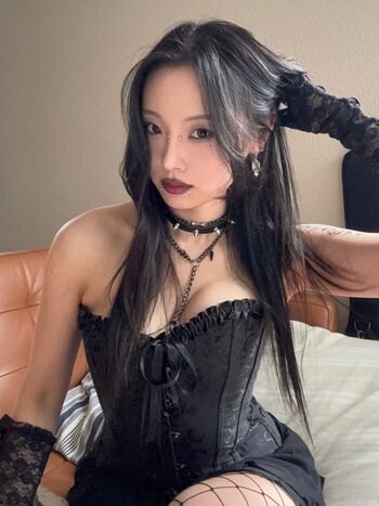 Full leaked Melek mosso/ private onlyfans photo