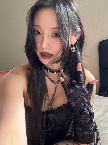 Full leaked Stephanie mandich/ private onlyfans photo