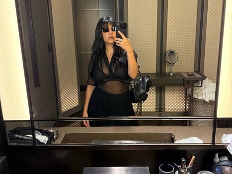 Full leaked Kourtney kardashian private onlyfans photo
