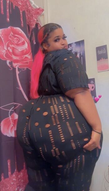 Full leaked Kourtneythebbw private onlyfans photo