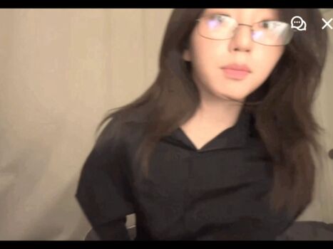 Full leaked Kpop girls page private onlyfans photo