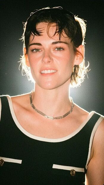 Full leaked Kristen stewart private onlyfans photo