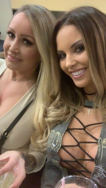 Full leaked Kristen strout  page private onlyfans photo
