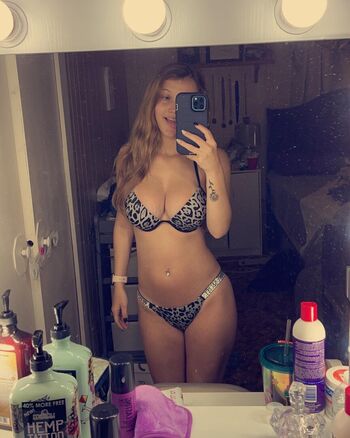 Full leaked Kristennnhaness private onlyfans photo