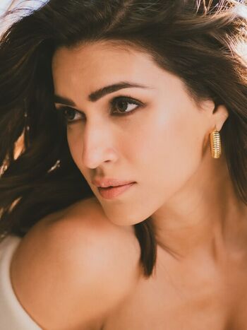 Full leaked Kriti sanon private onlyfans photo