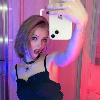 Full leaked Ksenkanesesh page private onlyfans photo