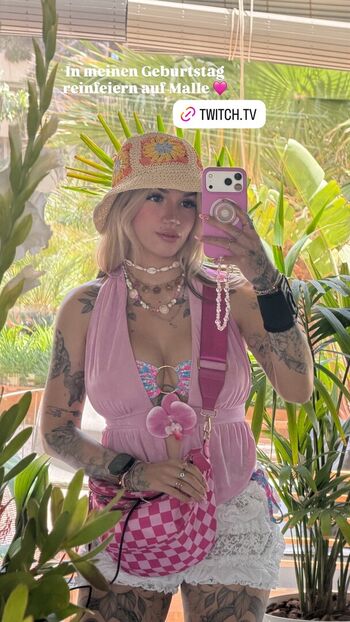 Full leaked Kunshikitty private onlyfans photo