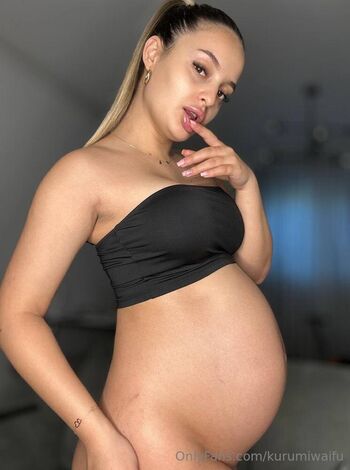 kurumiwaifu