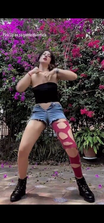 Full leaked Kxlmmop private onlyfans photo