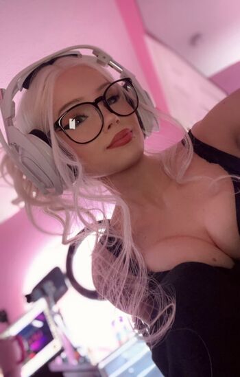 Full leaked Kylee carter private onlyfans photo