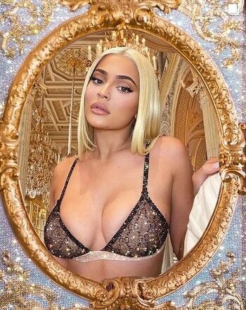 Full leaked Kylie jenner  page private onlyfans photo