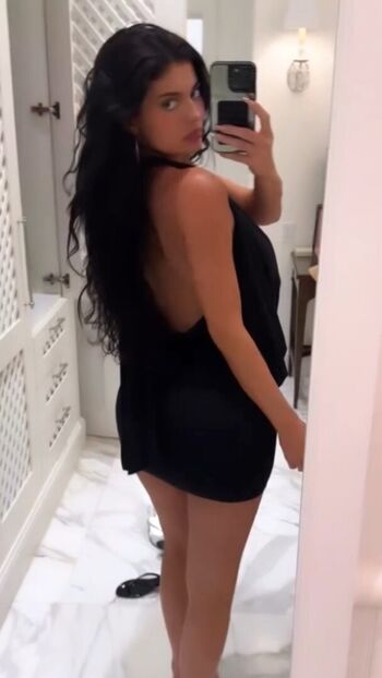 Full leaked Kylie jenner page private onlyfans photo
