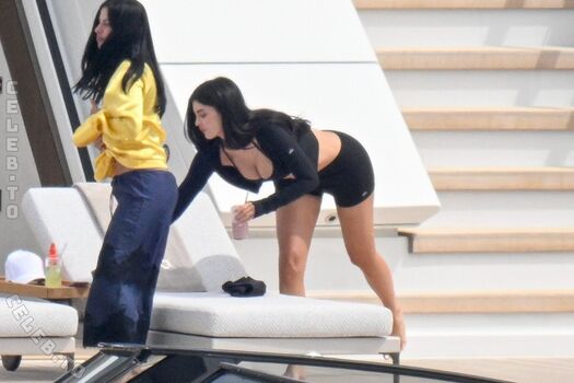 Full leaked Kylie jenner  page private onlyfans photo