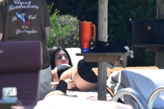 Full leaked Kylie jenner private onlyfans photo