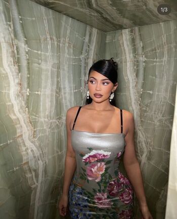 Full leaked Kylie jenner  page private onlyfans photo