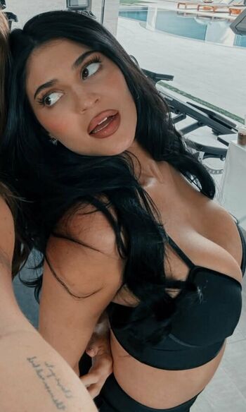Full leaked Kylie jenner page private onlyfans photo