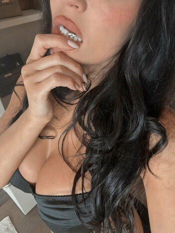 Full leaked Kylie jenner page private onlyfans photo
