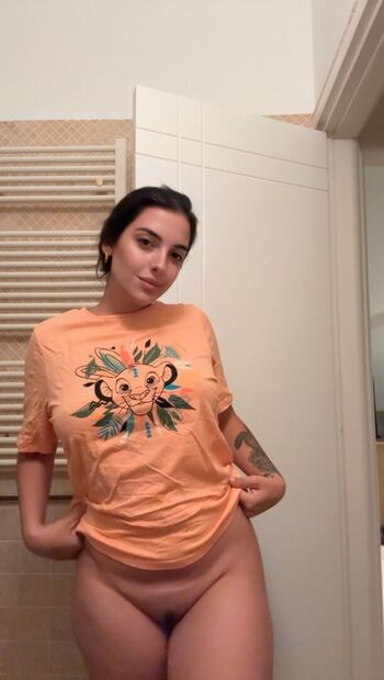 Full leaked Kyliestepsister private onlyfans photo