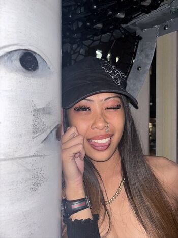 Kyofuvi \ Goddesslulasian \ Vi