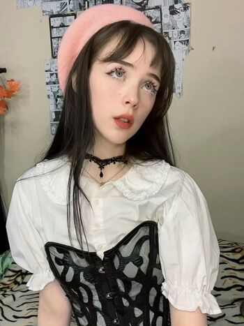Full leaked Kzuuki private onlyfans photo