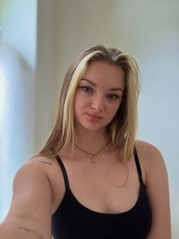 Full leaked L i s a page private onlyfans photo