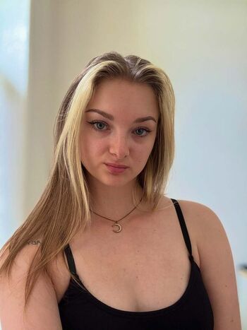 Full leaked L i s a page private onlyfans photo