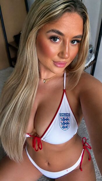 Full leaked L u c i f a i r page private onlyfans photo