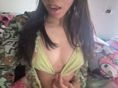 Full leaked Lttlekittn private onlyfans photo