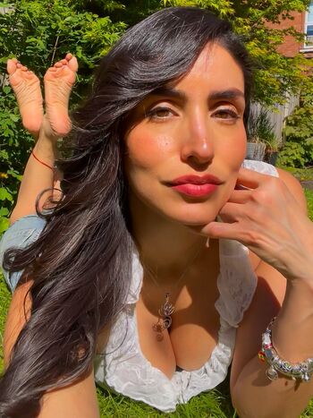 Full leaked La layana rous private onlyfans photo