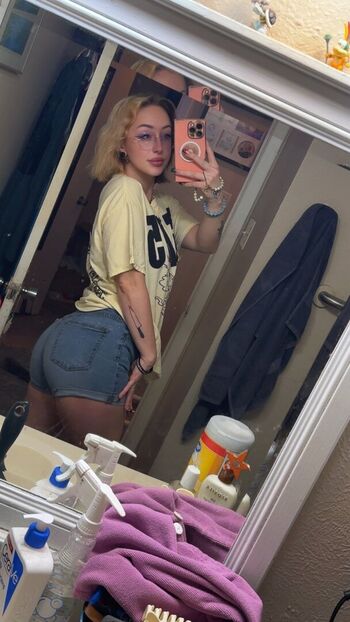 Full leaked Ladyyorozu private onlyfans photo