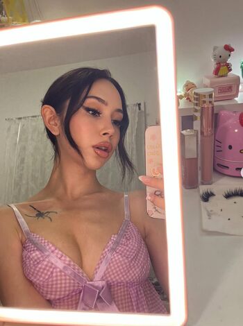 Full leaked Anaa / private onlyfans photo