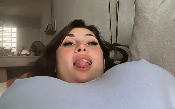 Full leaked Lakettebarraza private onlyfans photo