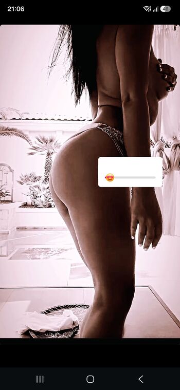 Full leaked Laly vallade private onlyfans photo