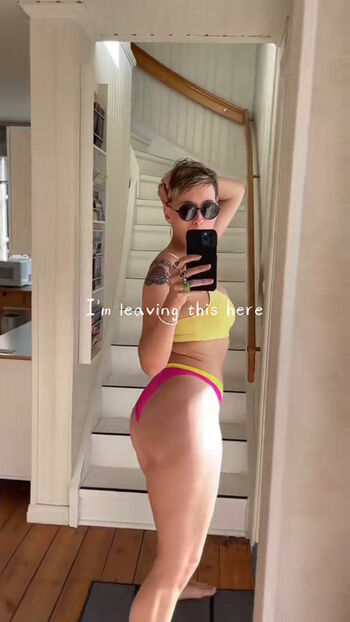 Full leaked Lamarks lisaannmarkuson private onlyfans photo