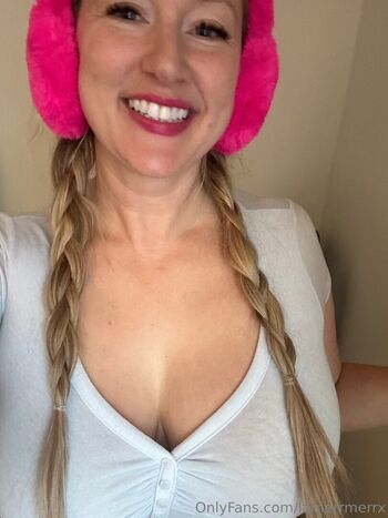 Full leaked Lamerrmerrx private onlyfans photo