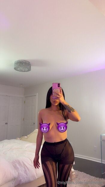 Full leaked Laniimilani private onlyfans photo