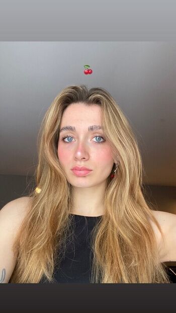Full leaked Lapannyyy private onlyfans photo